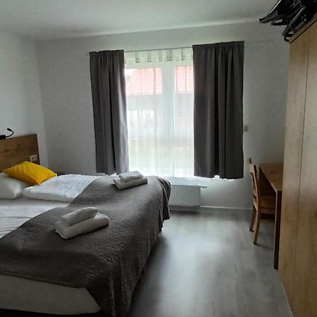 Milo Mare Apartaments Мєлно Екстер'єр фото