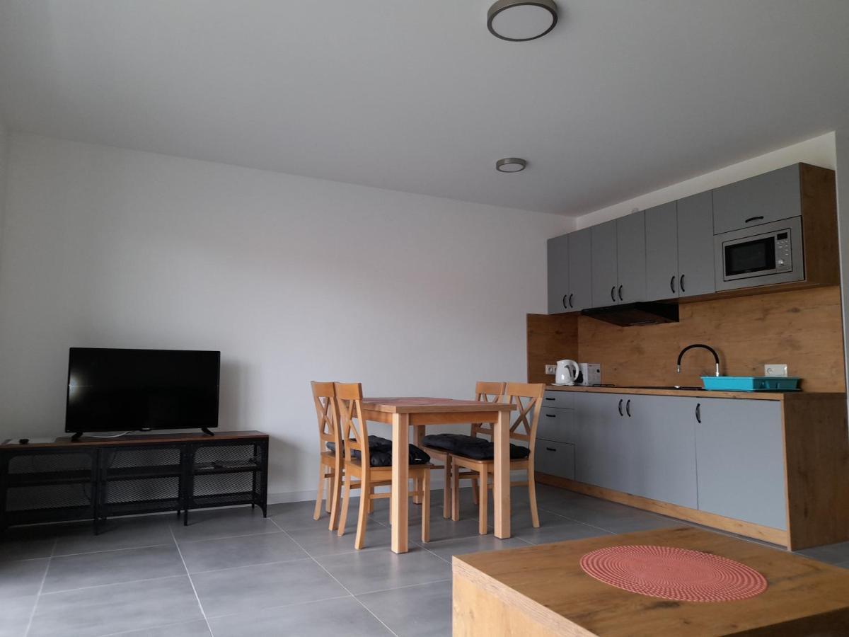 Milo Mare Apartaments Мєлно Екстер'єр фото