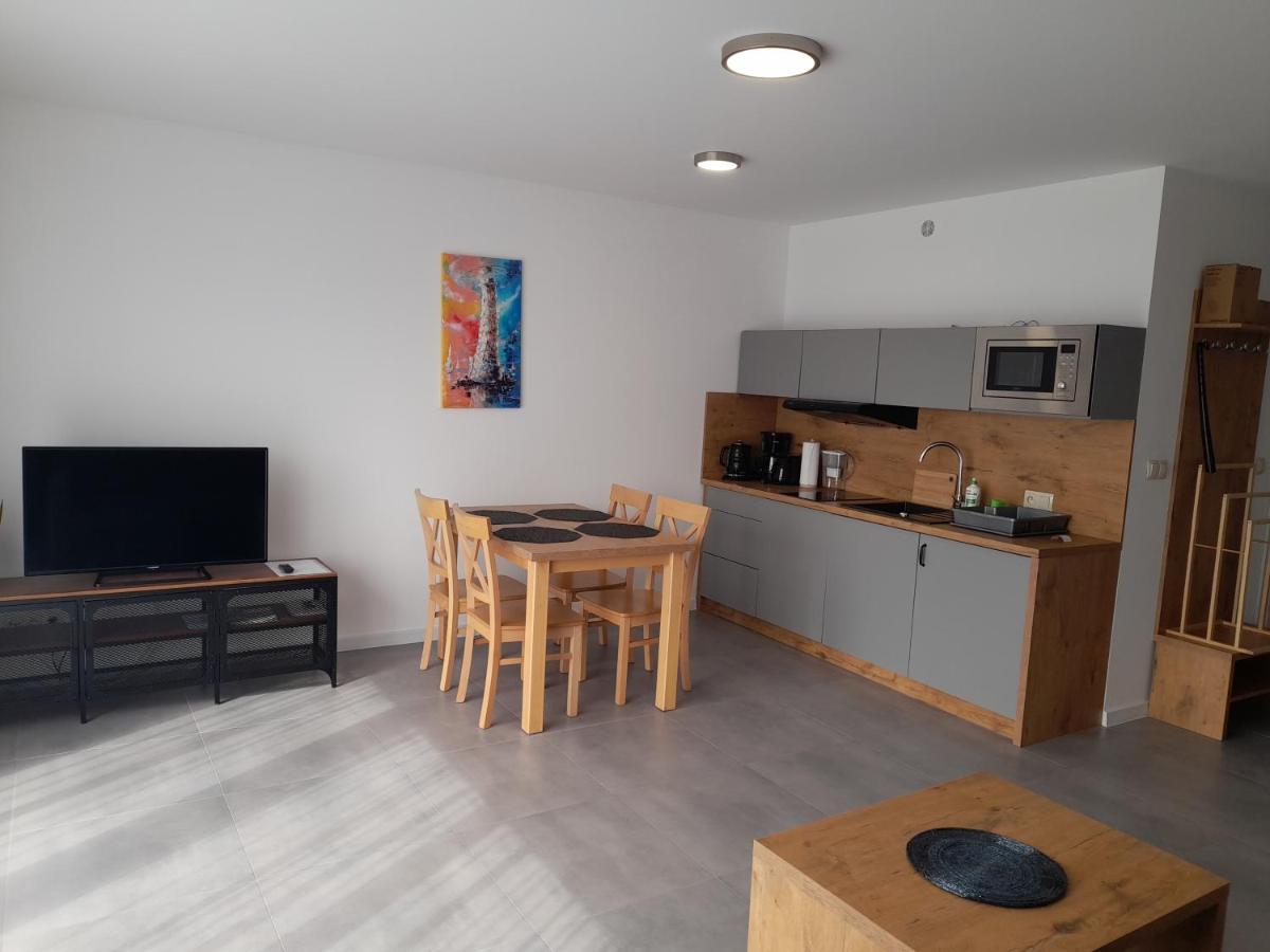 Milo Mare Apartaments Мєлно Екстер'єр фото