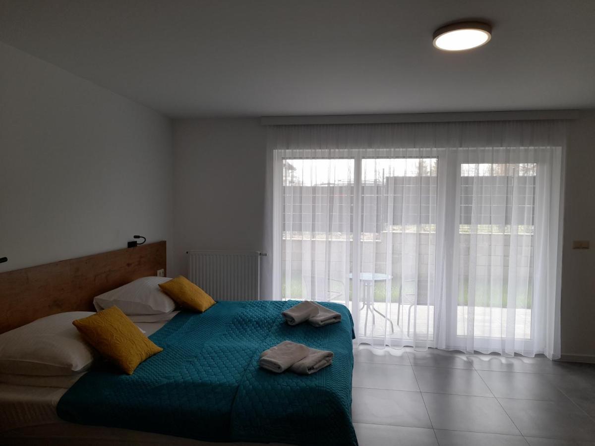 Milo Mare Apartaments Мєлно Екстер'єр фото