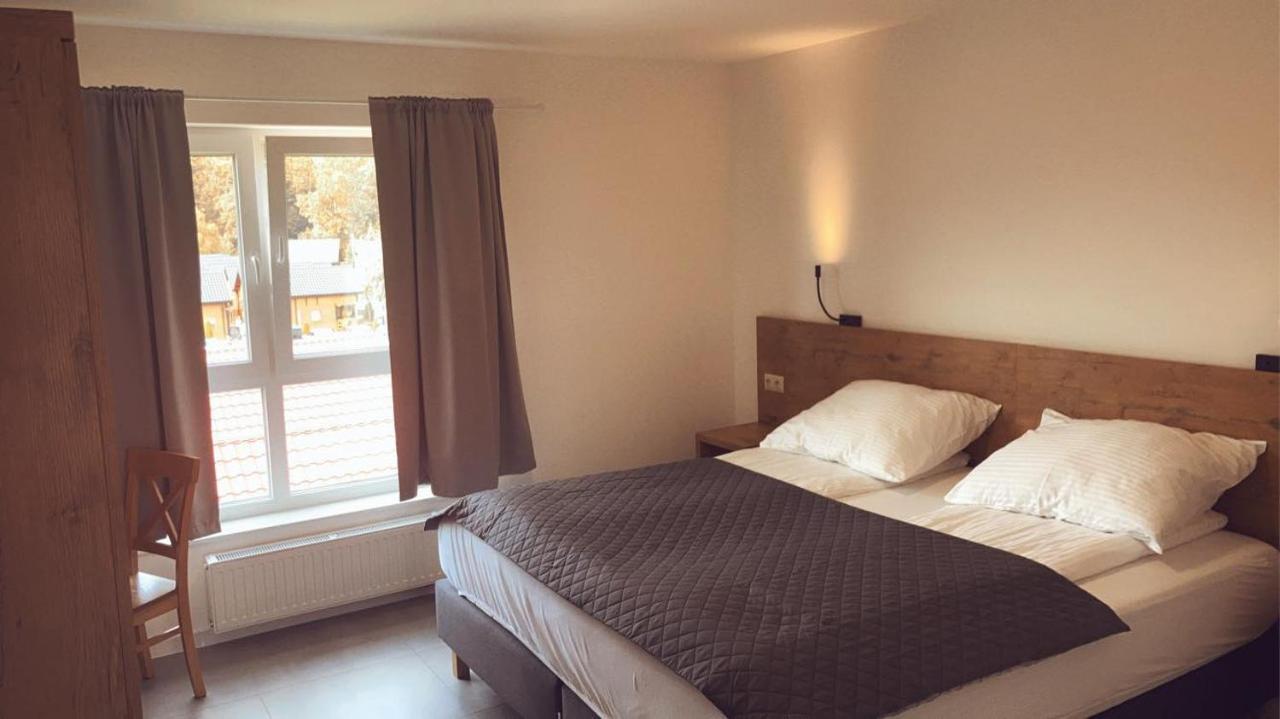 Milo Mare Apartaments Мєлно Екстер'єр фото