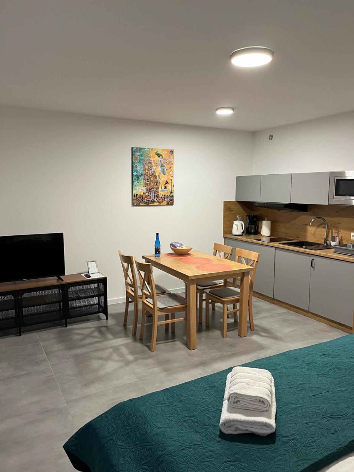 Milo Mare Apartaments Мєлно Екстер'єр фото